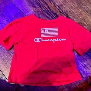 cropped champion shirt